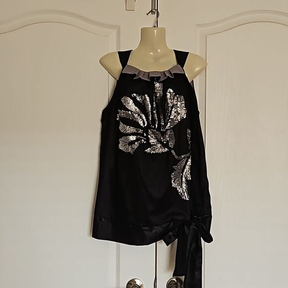 YaYa & Co Women's Sequins Open Back Top With Tie Front Black/ Silver Medium - Picture 2 of 16